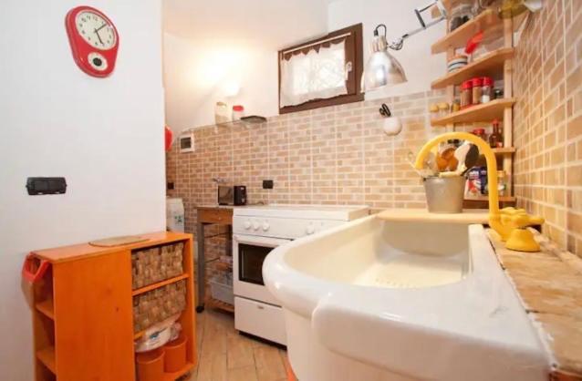 Case Vacanza Cipriano Spacious Apartment And Cosy Studio Monolocale Torretta  المظهر الخارجي الصورة