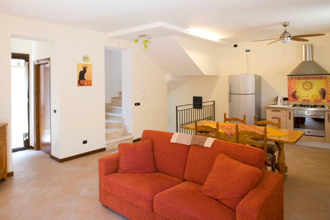 Case Vacanza Cipriano Spacious Apartment And Cosy Studio Monolocale Torretta  المظهر الخارجي الصورة